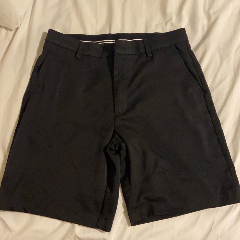 Men’s black golf shorts
